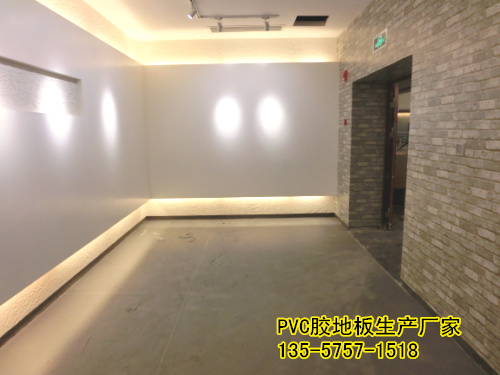 鋪華塑裝飾PVC運動塑膠地板的優(yōu)勢有哪些？