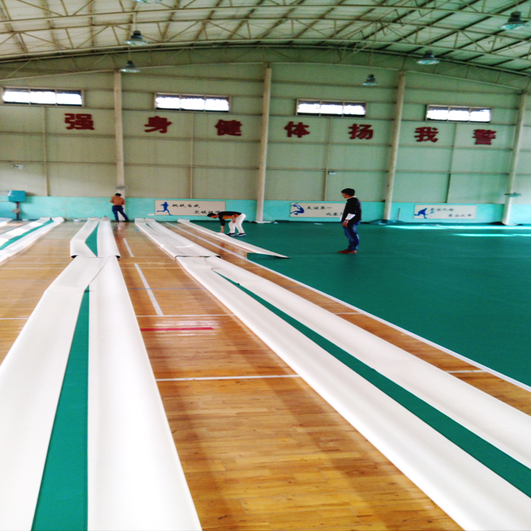 奔跑暢快，盡在腳下—華邦PVC運(yùn)動(dòng)地板為運(yùn)動(dòng)空間注入活力